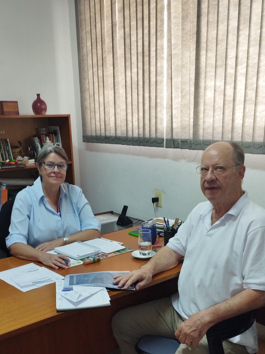 Roseli Vasco de Toledo, Diretora do Sindicato Rural e o Prof. J. Melo durante a apresentação do Projeto