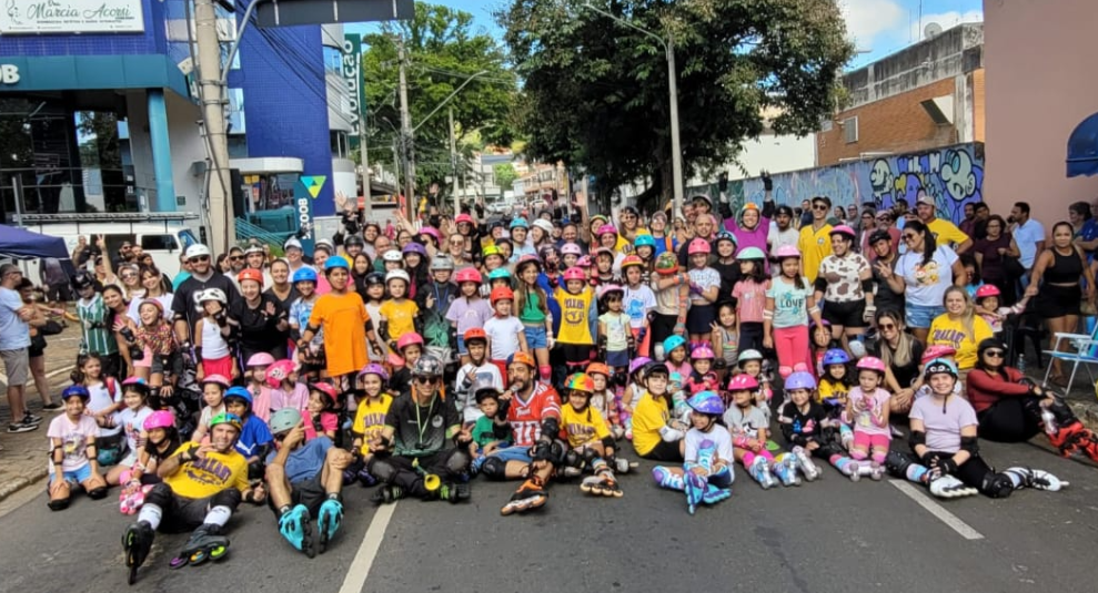 Domingo Família em Pedreira apresentou o Pedreira Sob Rodinhas, Café da Manhã do Clube do Fusca, Feira de Adoção e Feira Livre