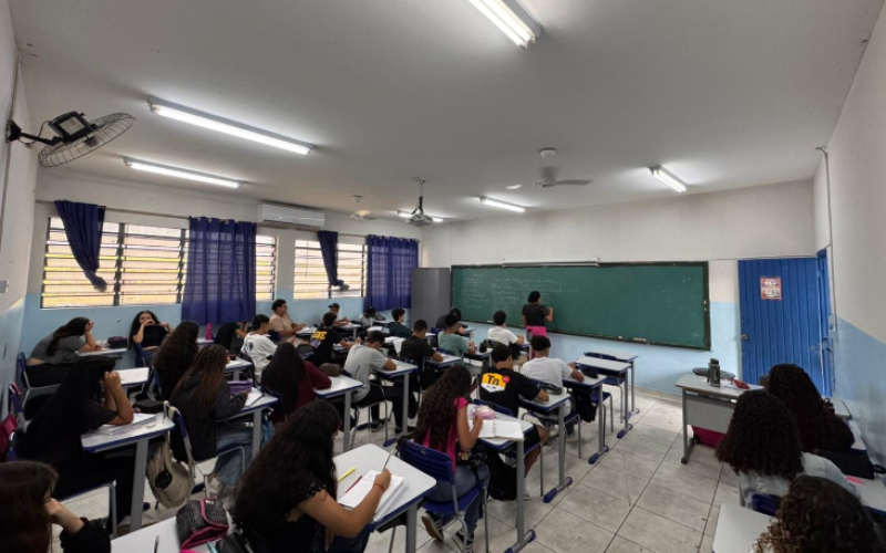 Volta às aulas marca início do ano letivo na rede municipal
