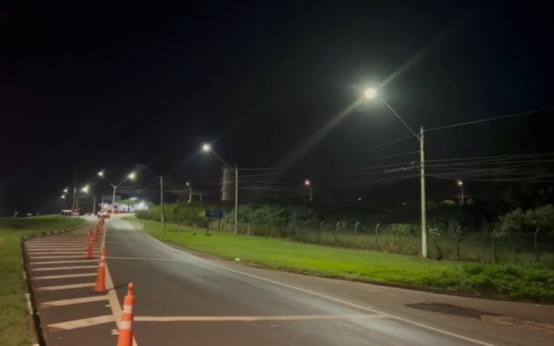 Prefeitura instala 13 novos pontos de iluminação na entrada da cidade
