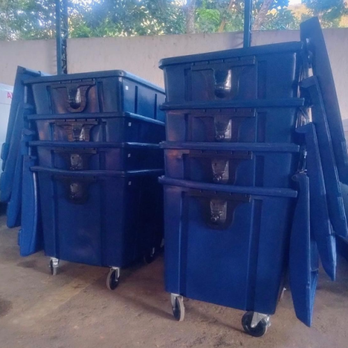 Prefeitura adquire lixeiras tipo containers para reforçar a limpeza urbana