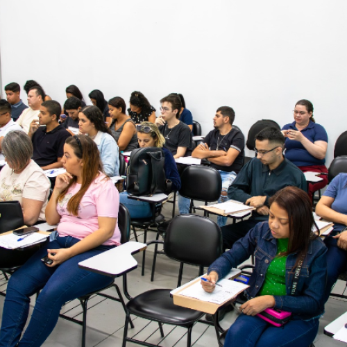 PAT DE JAGUARIÚNA REALIZA PROCESSO SELETIVO PARA CONTRATAÇÃO DE JOVENS APRENDIZES