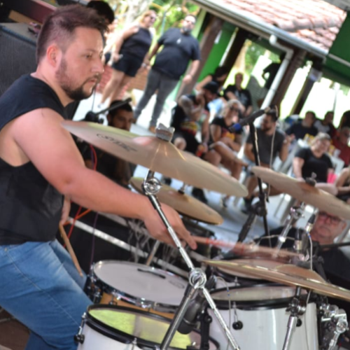 “CARNAROCK 2026” agitou o Sábado de Carnaval em Pedreira com muitos shows