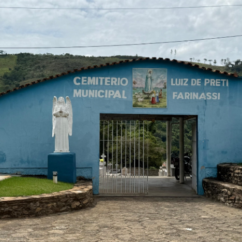 Prefeitura realiza plantão para recadastramento de sepulturas no Cemitério Municipal
