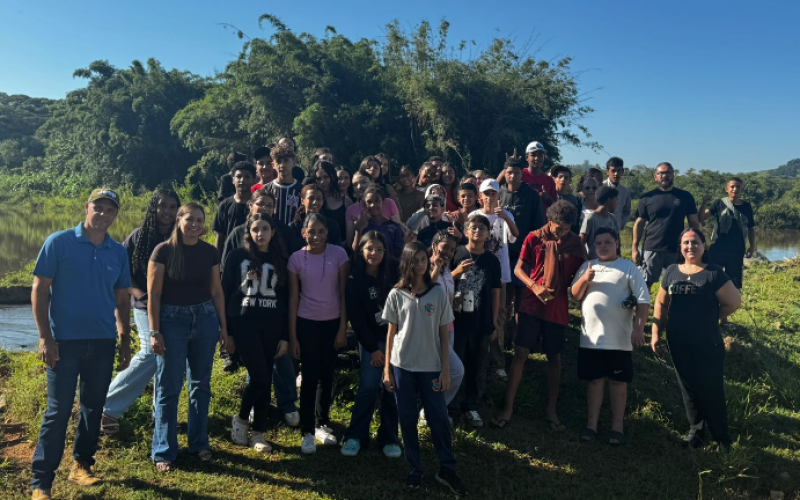 Ação do Dia Mundial da Água leva alunos da Escola Municipal Augusto Coelho ao Carvoeiro e à ETA