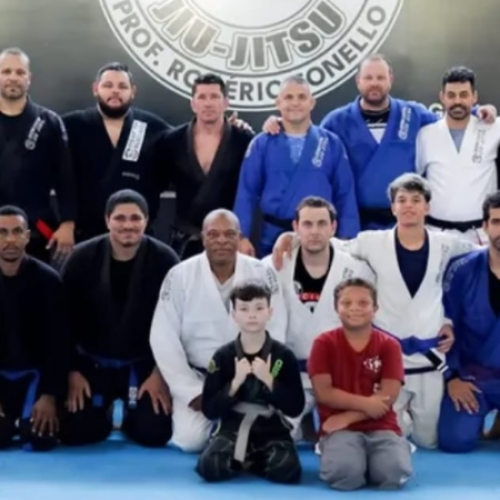 Mestre de Jiu-Jitsu Nildo Pimentel realizou Seminário Técnico em Pedreira
