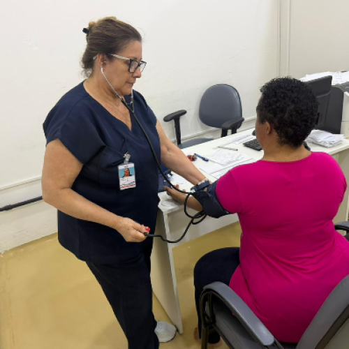 JAGUARIÚNA REALIZA MAIS DE 36 MIL CONSULTAS MÉDICAS E REFORÇA ALERTA CONTRA FALTAS SEM AVISOS