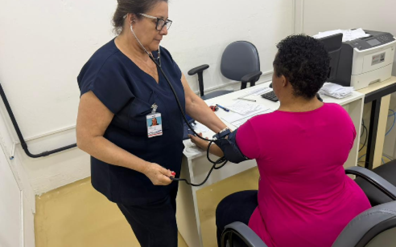 JAGUARIÚNA REALIZA MAIS DE 36 MIL CONSULTAS MÉDICAS E REFORÇA ALERTA CONTRA FALTAS SEM AVISOS