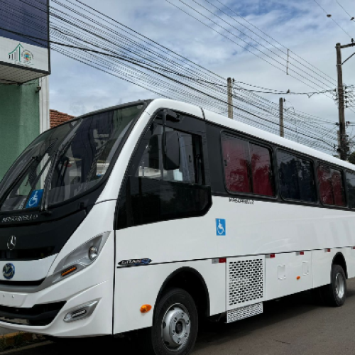 POSSE RECEBE NOVO MICRO-ÔNIBUS PARA A SAÚDE