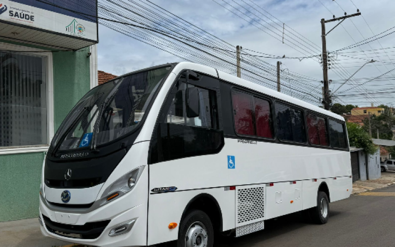 POSSE RECEBE NOVO MICRO-ÔNIBUS PARA A SAÚDE