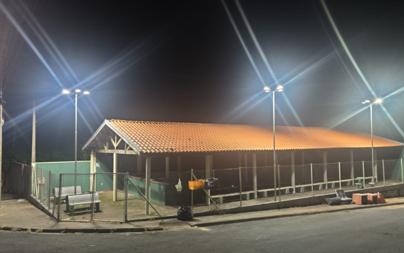 Prefeitura conclui instalação de iluminação no campo de bocha do São Judas