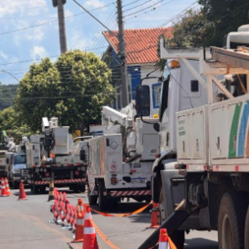 Neoenergia Elektro realiza adequação da rede elétrica da Escola Mário Bianchi para garantir funcionamento dos aparelhos de ar-condicionado
