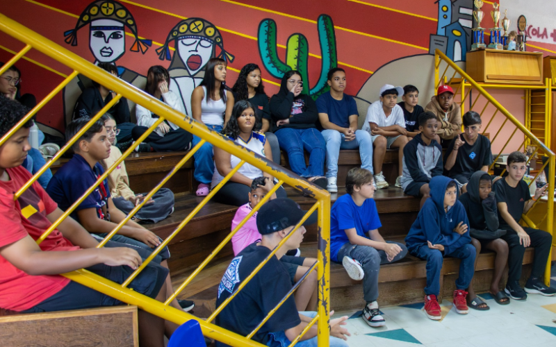 PROJETO ‘MARIA DA PENHA NAS ESCOLAS’ PROMOVE DIÁLOGO SOBRE RESPEITO E PREVENÇÃO À VIOLÊNCIA EM JAGUARIÚNA