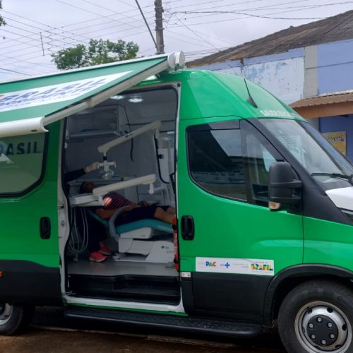 Unidade Odontológica Móvel inicia atendimentos no bairro Ressaca